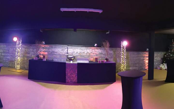 Location de table traiteur Lyon