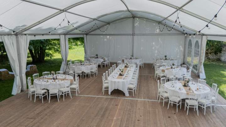 Tables de réception