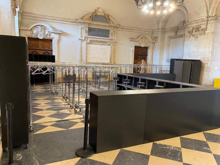 Vestiaires (Également disponible à la location)