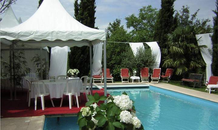 Louer des chaises à Lyon